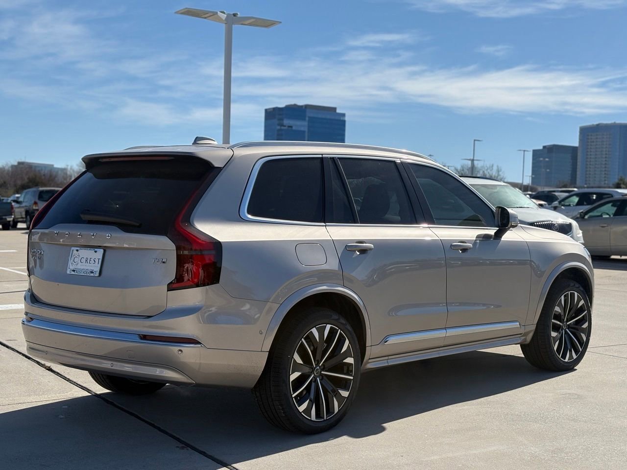 New 2026 Volvo XC90 T8 Plus w/ Protection Package Premier image 5