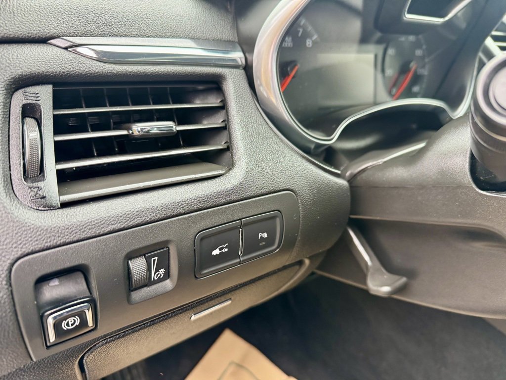 Used 2019 Chevrolet Impala Premier image 18