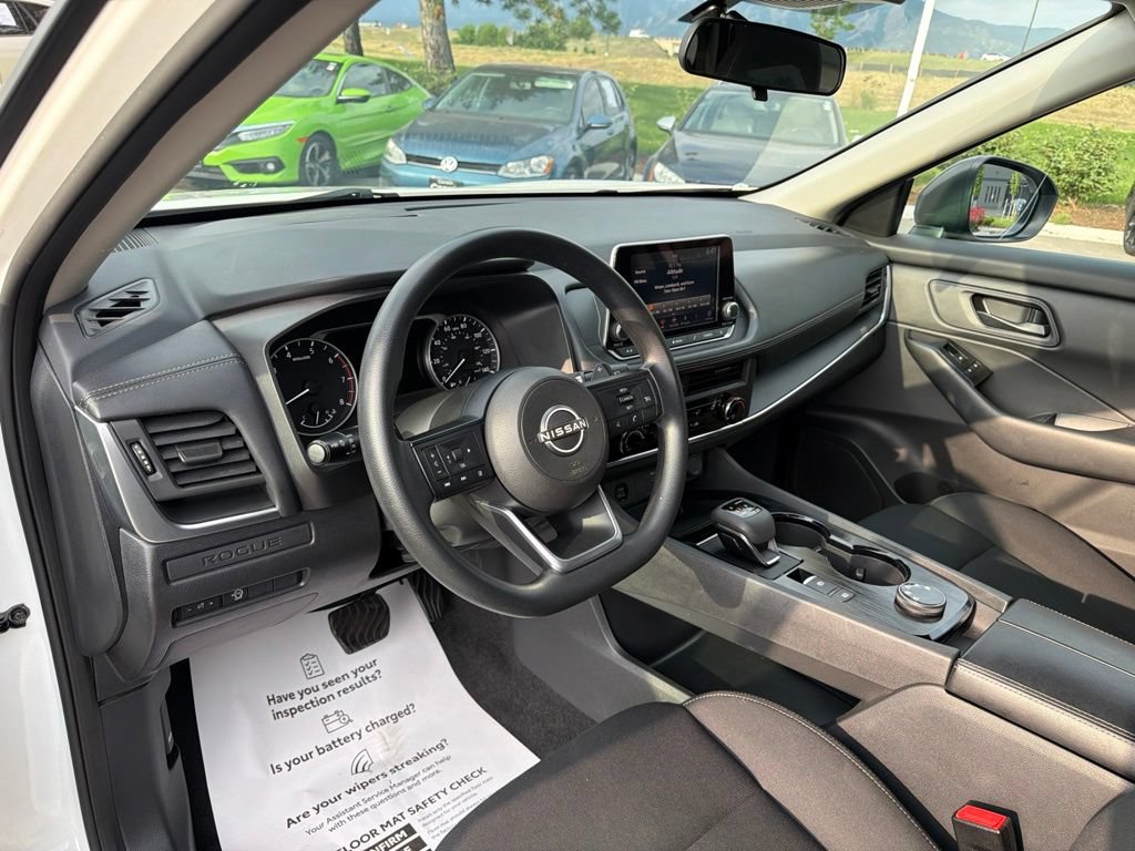 Used 2024 Nissan Rogue S AWD/4WD image 23