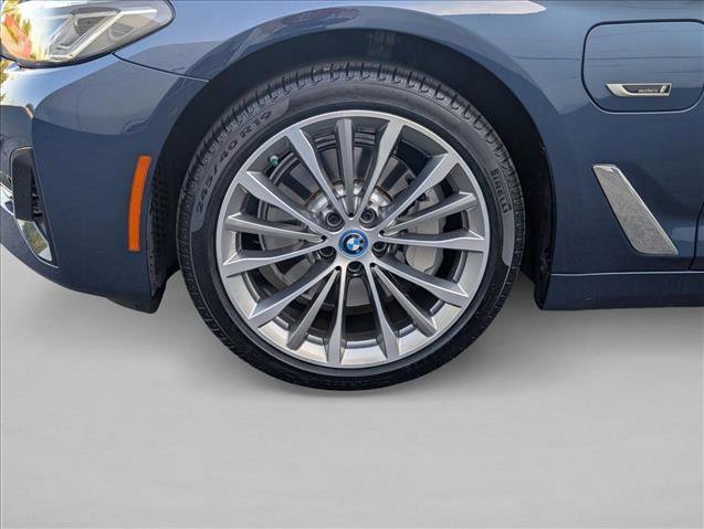 Certified 2023 BMW 530e RWD image 23
