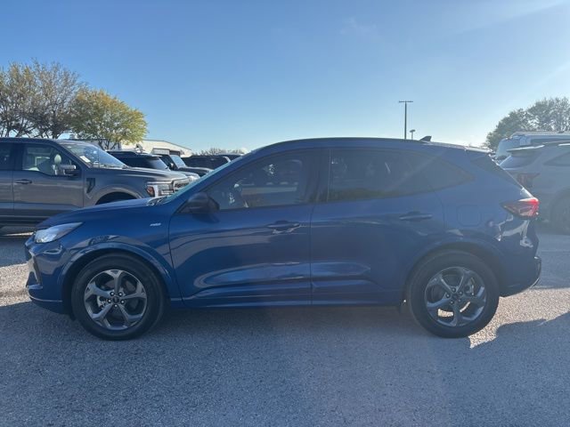 Used 2023 Ford Escape ST-Line w/ Equipment Group 301A image 8