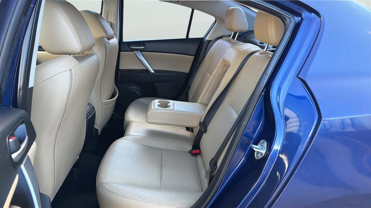 Used 2012 MAZDA MAZDA3 i Grand Touring image 17