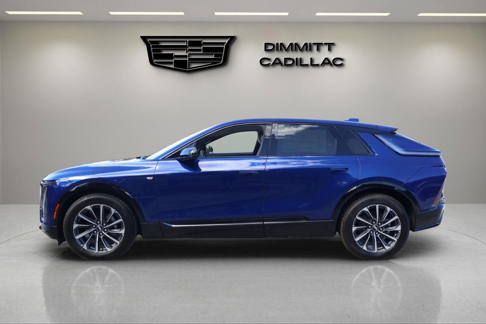 New 2026 Cadillac Lyriq Sport RWD image 3