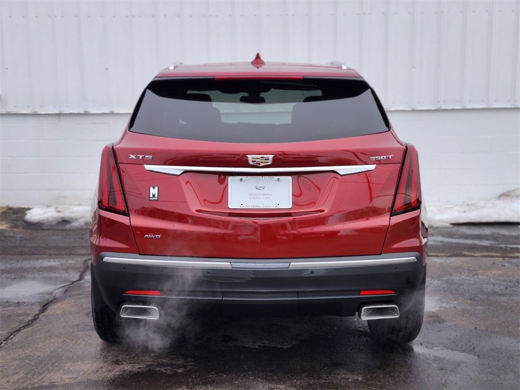 New 2026 Cadillac XT5 Luxury w/ LPO, Floor Liner Package image 4