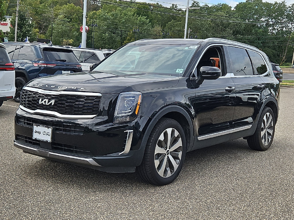 Used 2022 Kia Telluride S AWD/4WD image 3