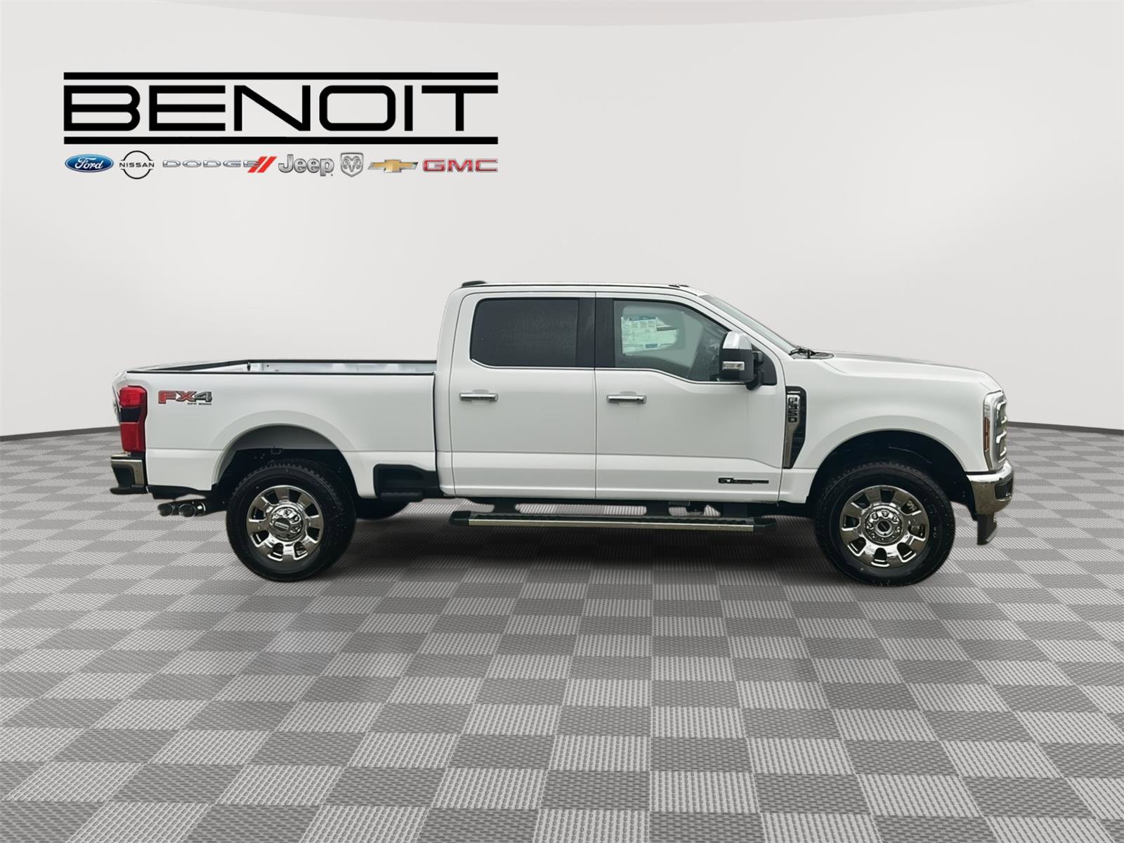 New 2025 Ford F350 King Ranch w/ Tremor Off-Road Package image 4