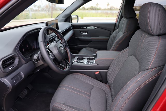 New 2026 Honda Pilot Sport image 10