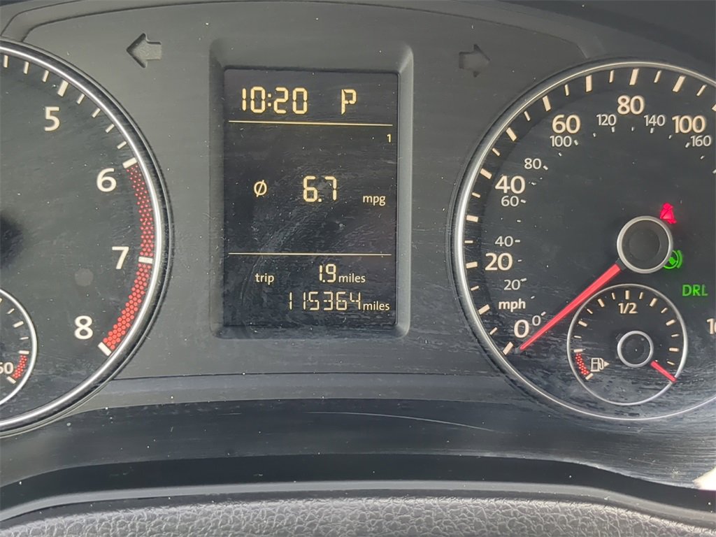 Used 2015 Volkswagen Passat 1.8T Wolfsburg Edition image 28