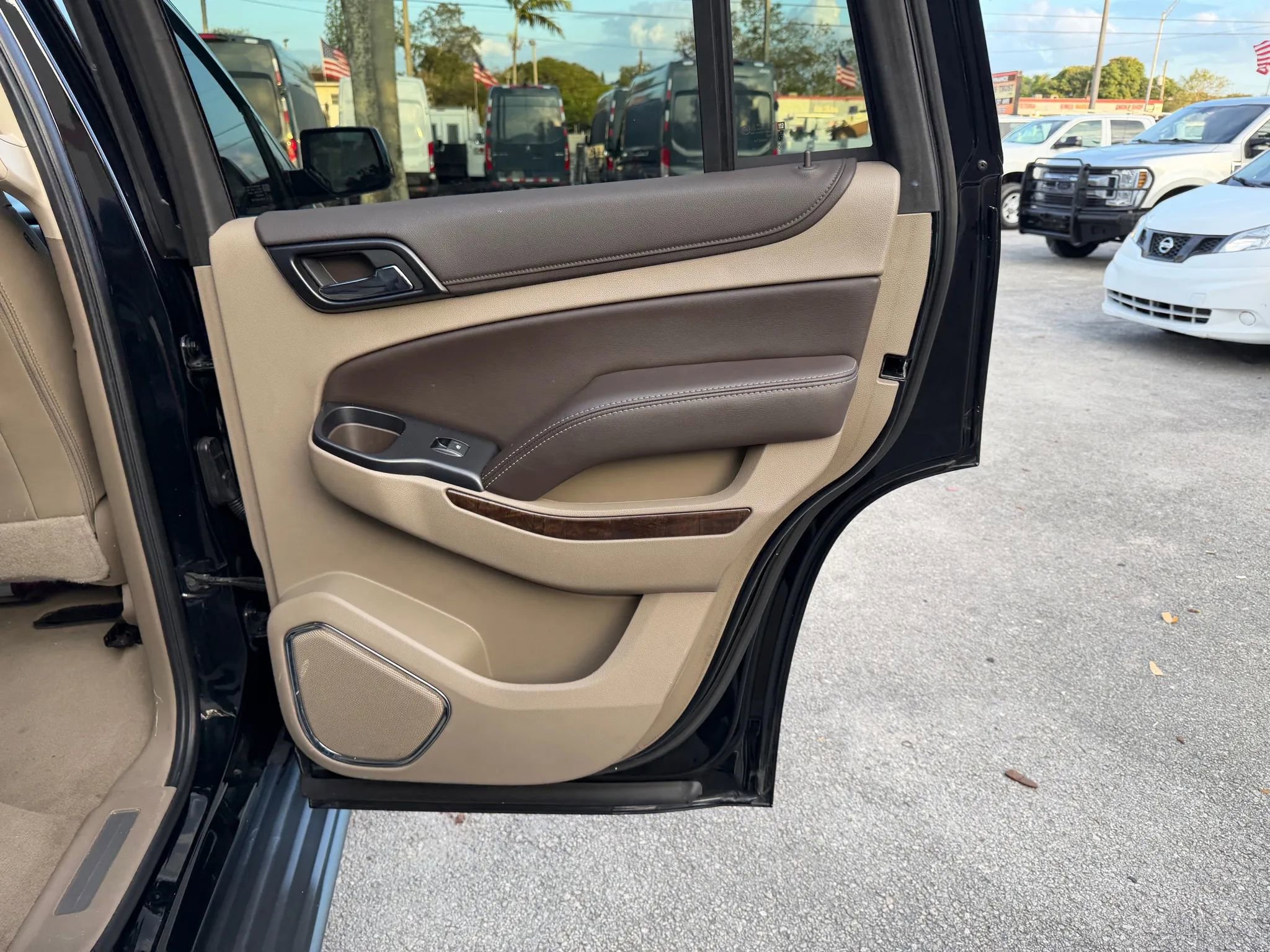 Used 2019 Chevrolet Tahoe LT RWD image 19