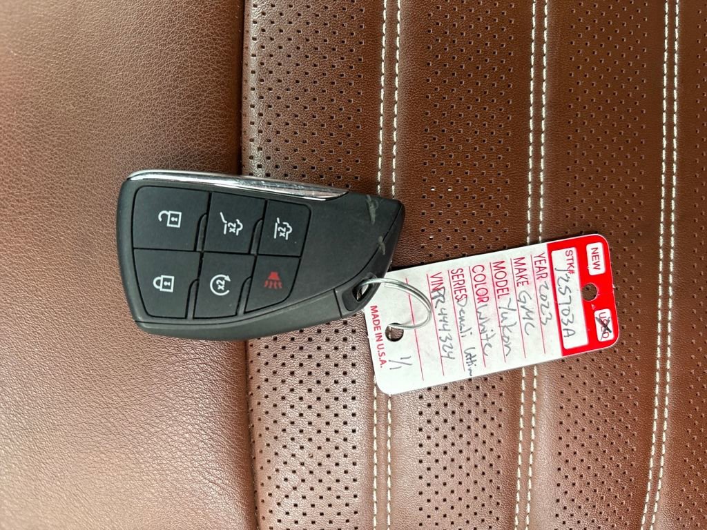 Used 2023 GMC Yukon XL Denali Ultimate AWD/4WD image 34