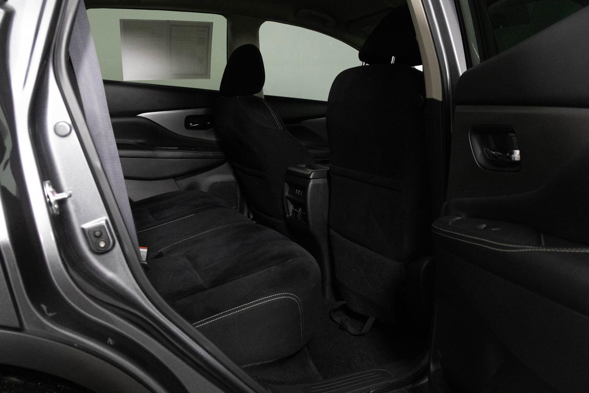 Used 2019 Nissan Murano S image 35