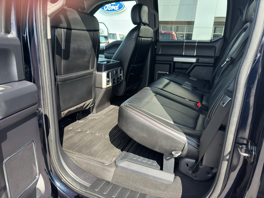 Used 2021 Ford F250 Lariat w/ Chrome Package image 32