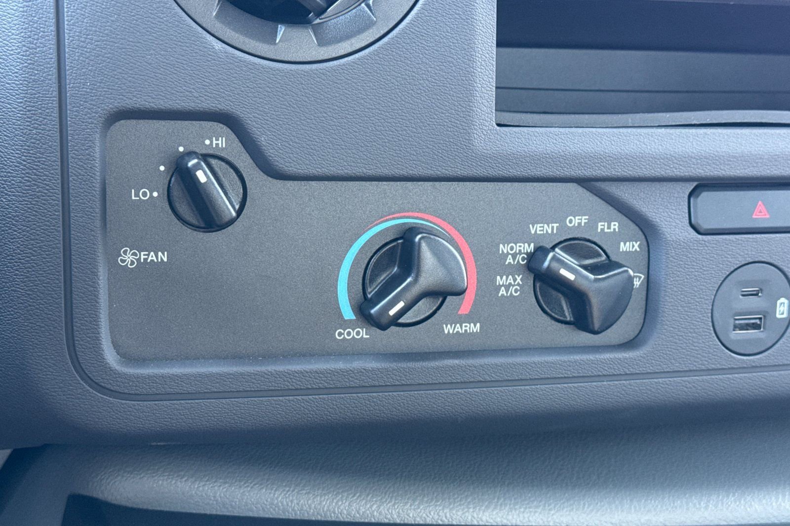 New 2025 Ford E-350 and Econoline 350 Super Duty w/ Power Equipment Group image 17