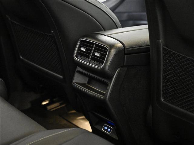 Certified 2026 Mercedes-Benz GLE 450 4MATIC w/ 3rd Row Seat Package image 19