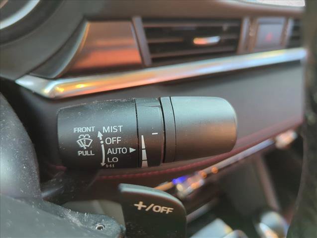 Used 2021 MAZDA MAZDA6 Carbon Edition FWD image 15