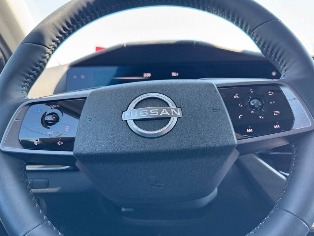 Certified 2025 Nissan Murano SV image 17