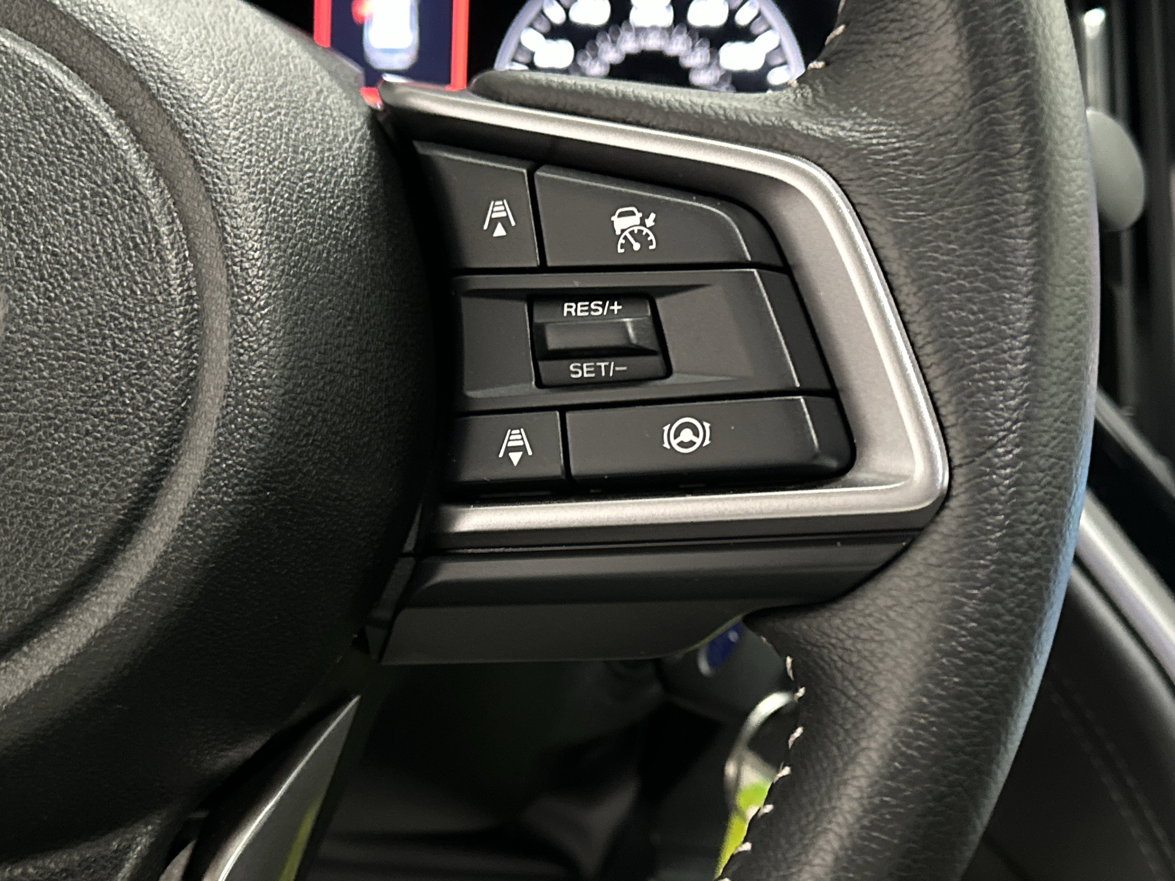 Certified 2025 Subaru Outback Premium image 25