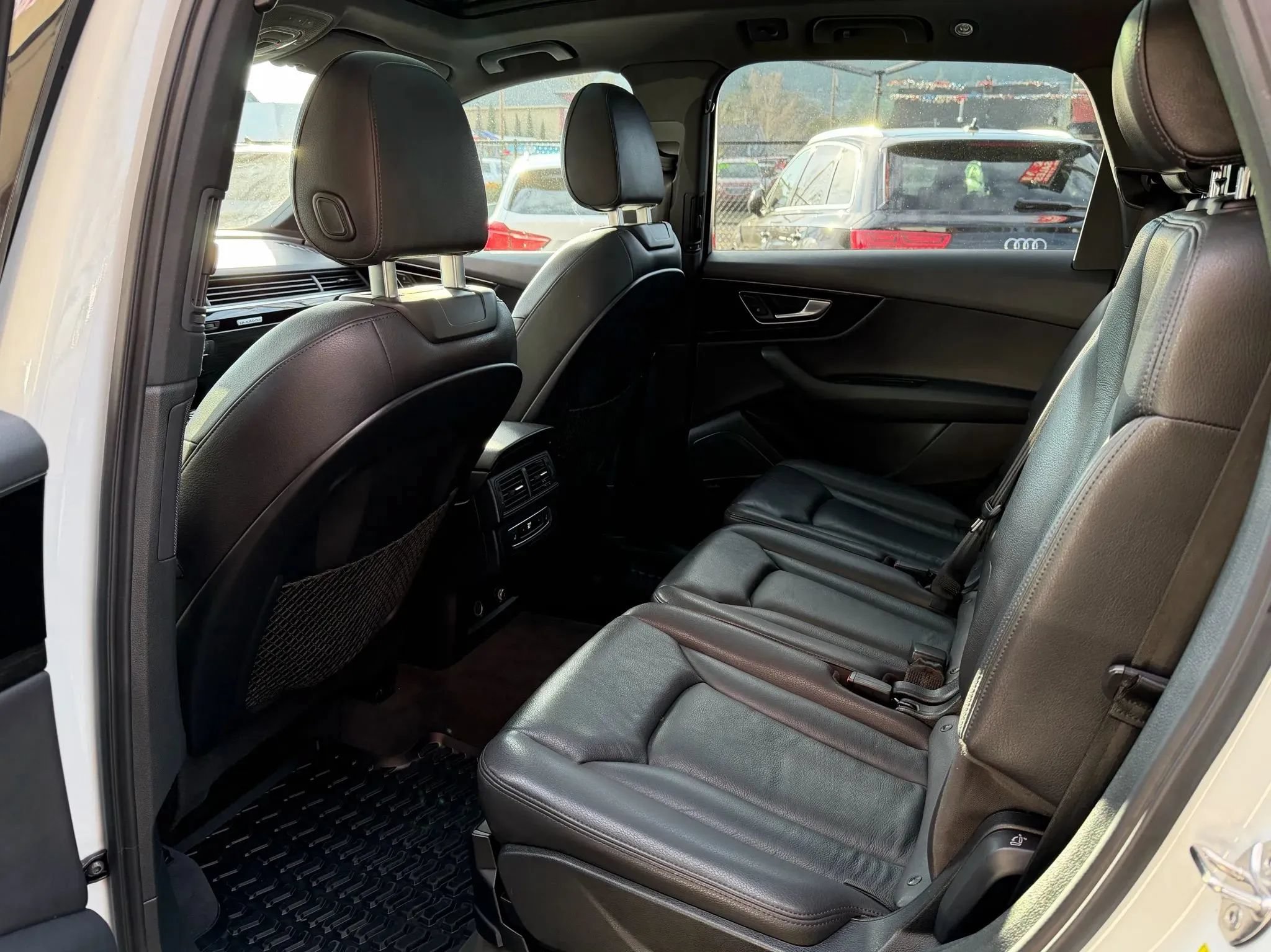 Used 2018 Audi Q7 3.0T Premium Plus AWD/4WD image 14