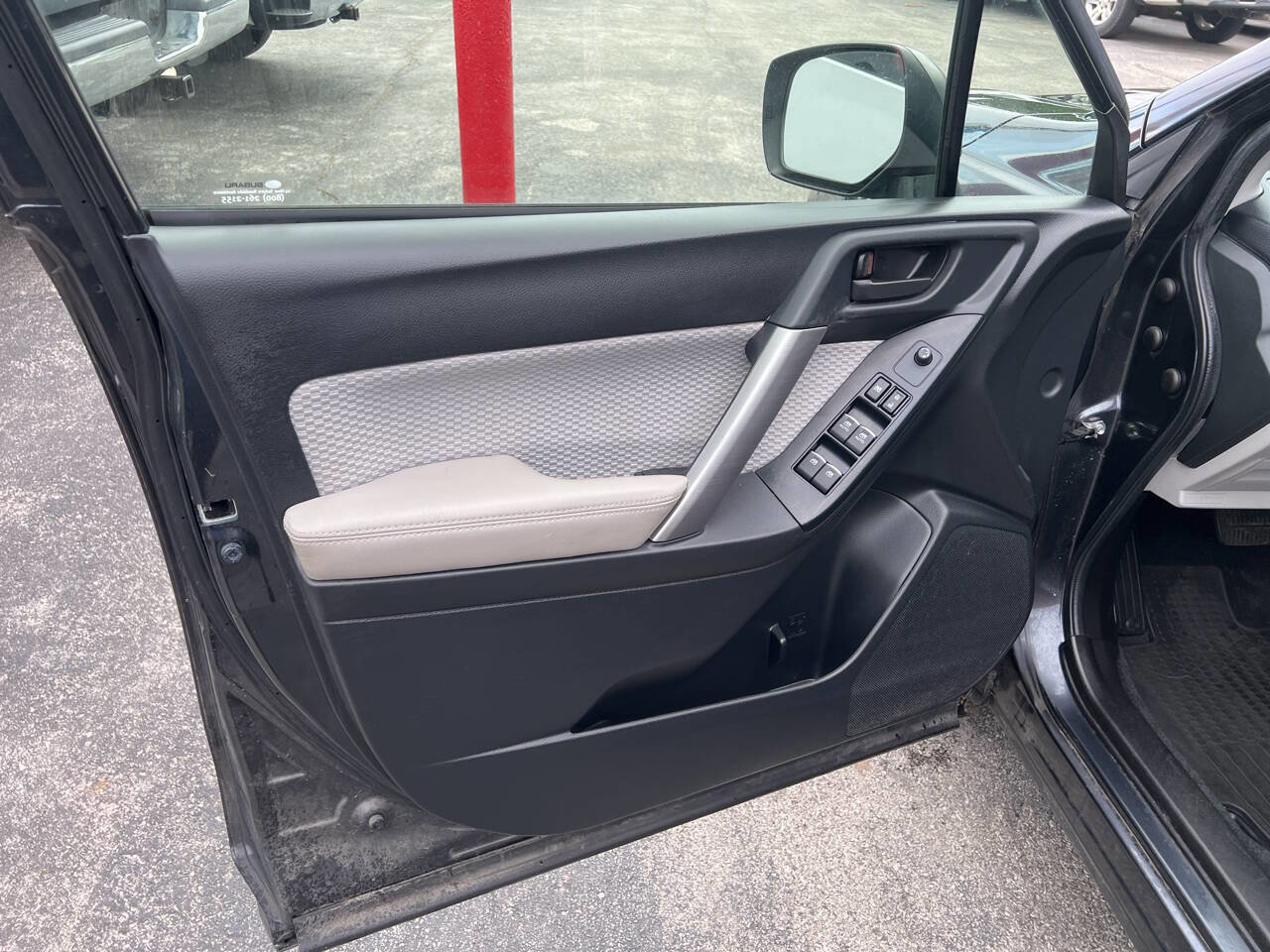 Used 2018 Subaru Forester 2.5i w/ Alloy Wheel Package image 8