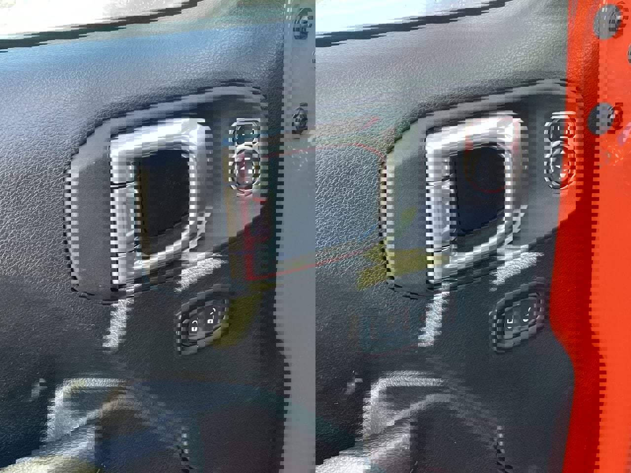 Used 2023 Jeep Wrangler Unlimited Sport AWD/4WD image 13