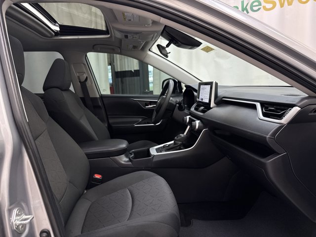 Used 2024 Toyota RAV4 XLE image 29