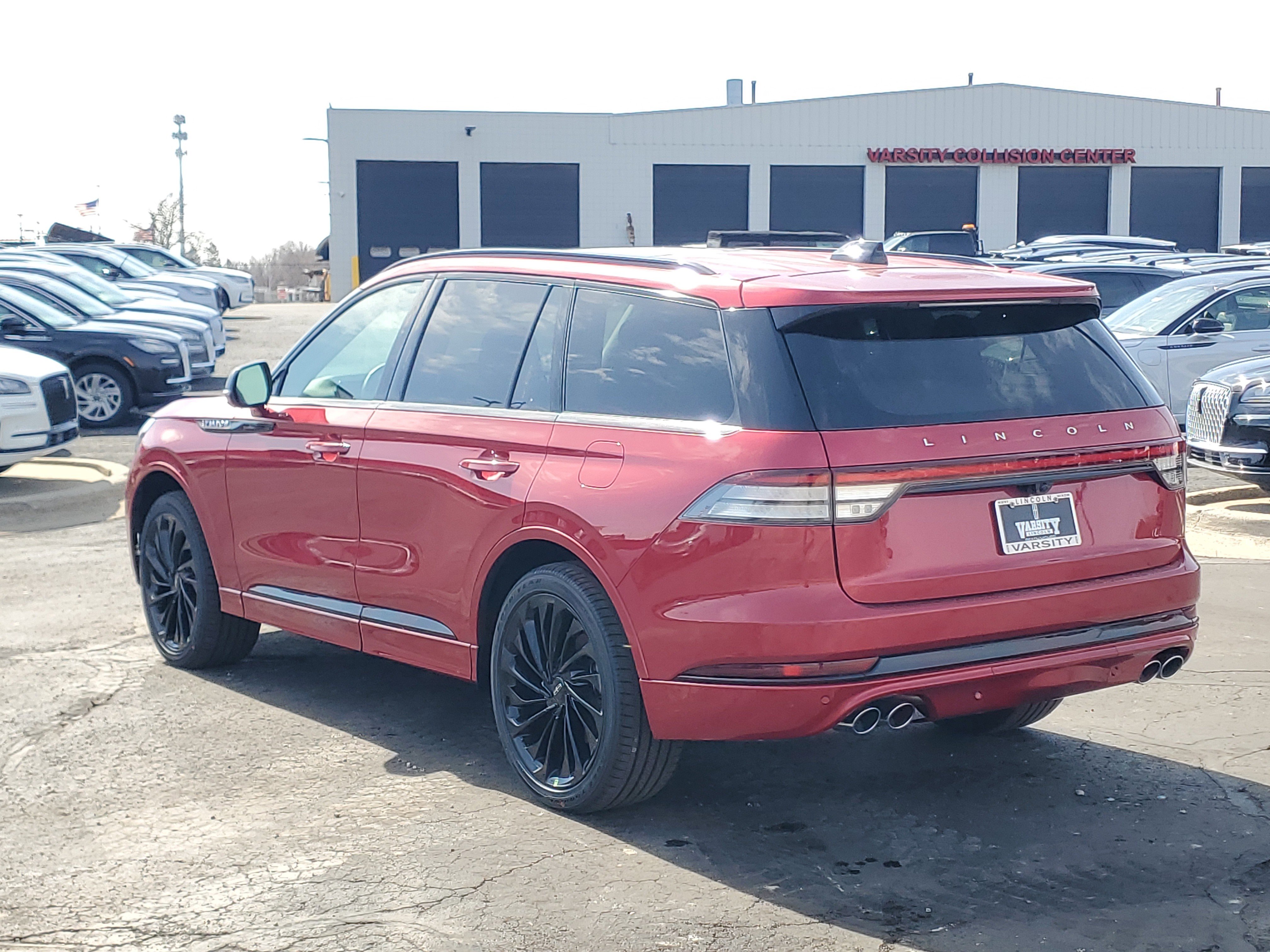 New 2026 Lincoln Aviator Reserve image 3