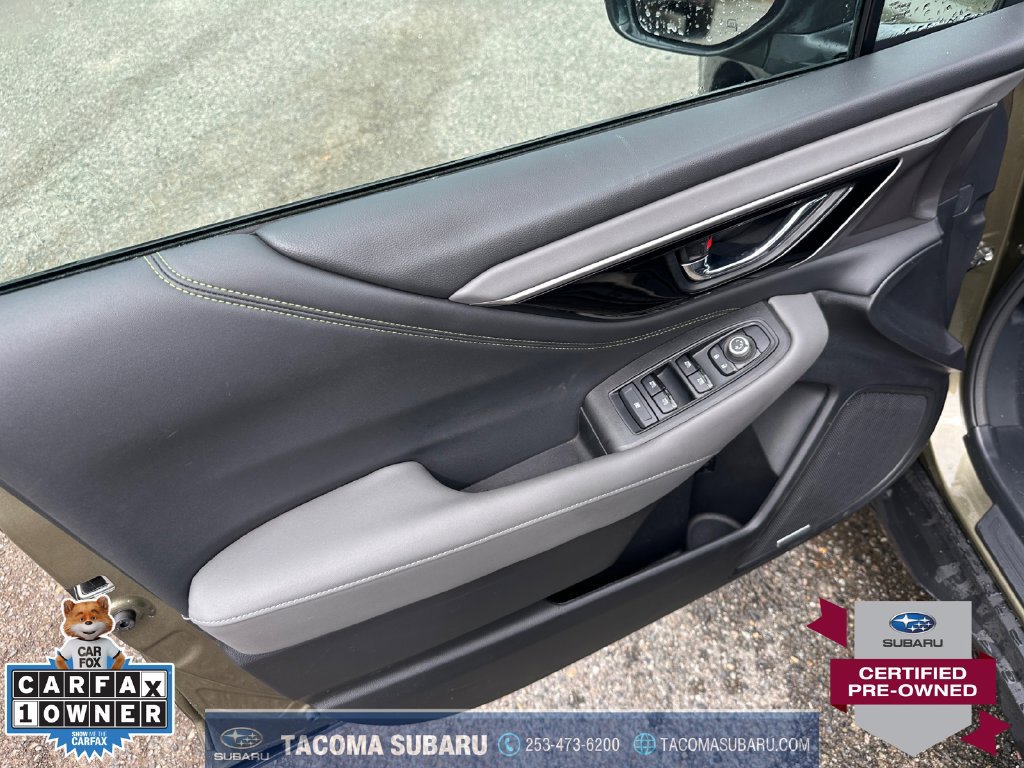 Certified 2025 Subaru Outback Onyx Edition AWD/4WD image 11