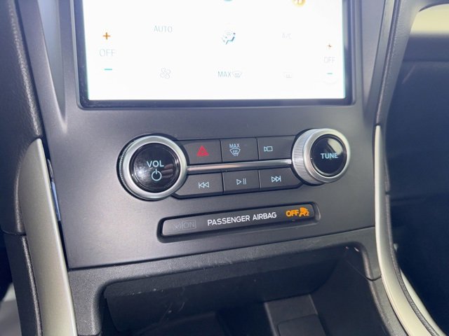 Used 2022 Ford Edge SE image 24