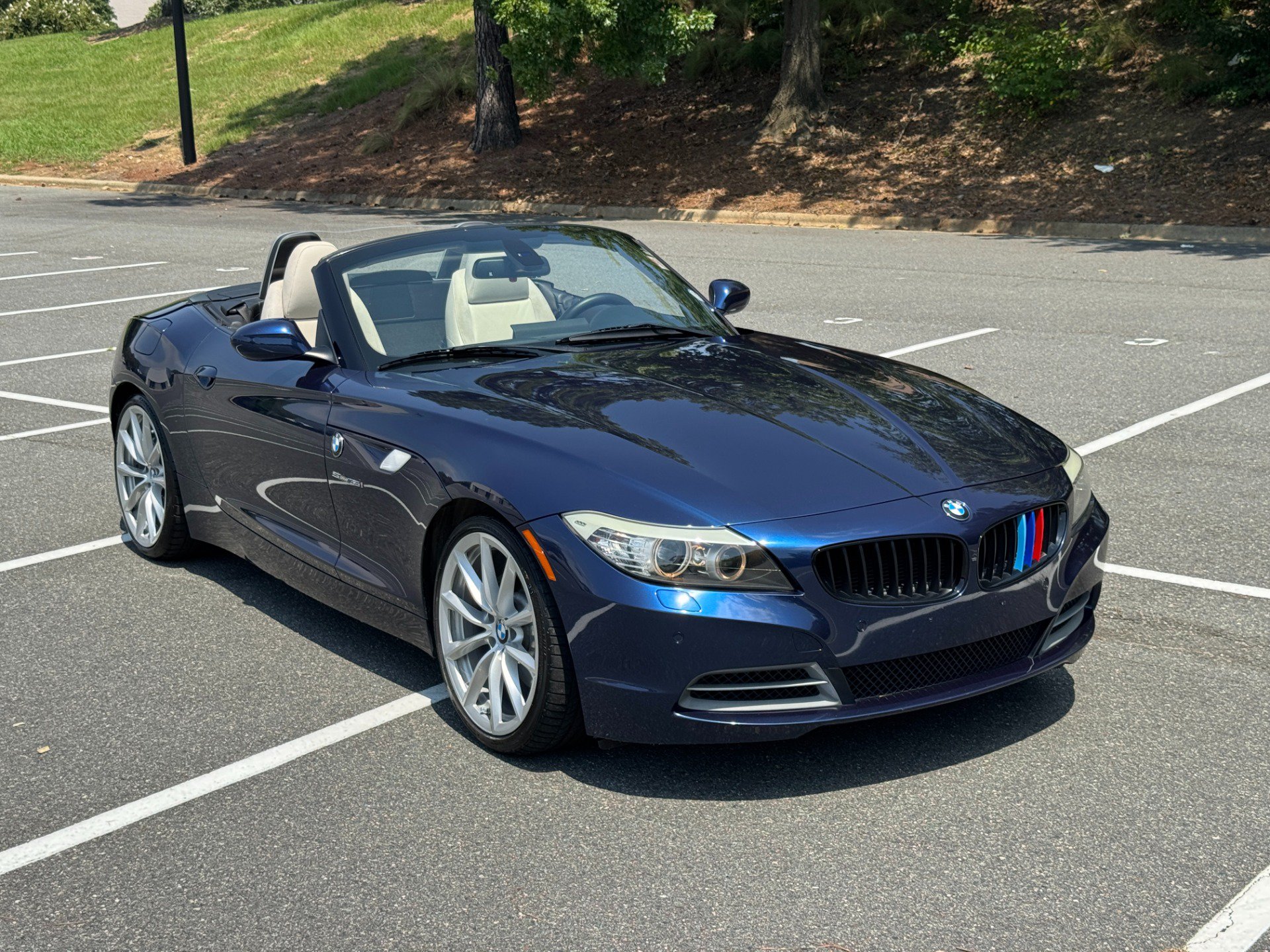 Used 2011 BMW Z4 sDrive35i RWD image 25
