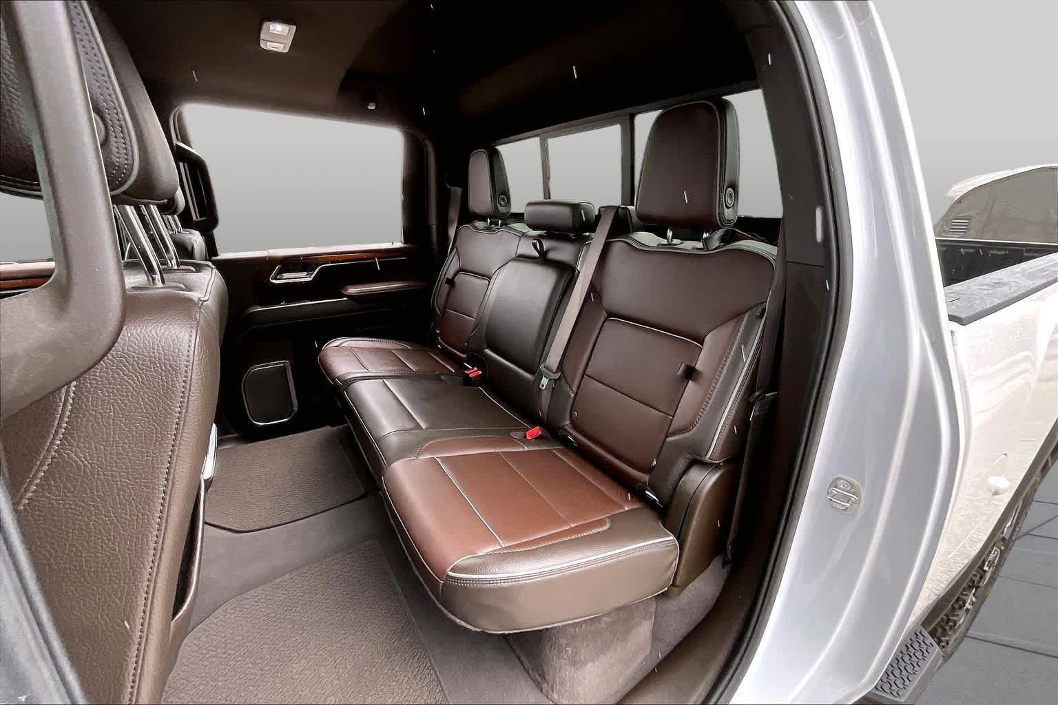 Used 2024 GMC Sierra 2500 Denali w/ Technology Package AWD/4WD image 20
