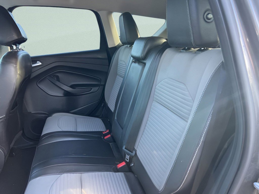 Used 2017 Ford Escape Titanium image 20