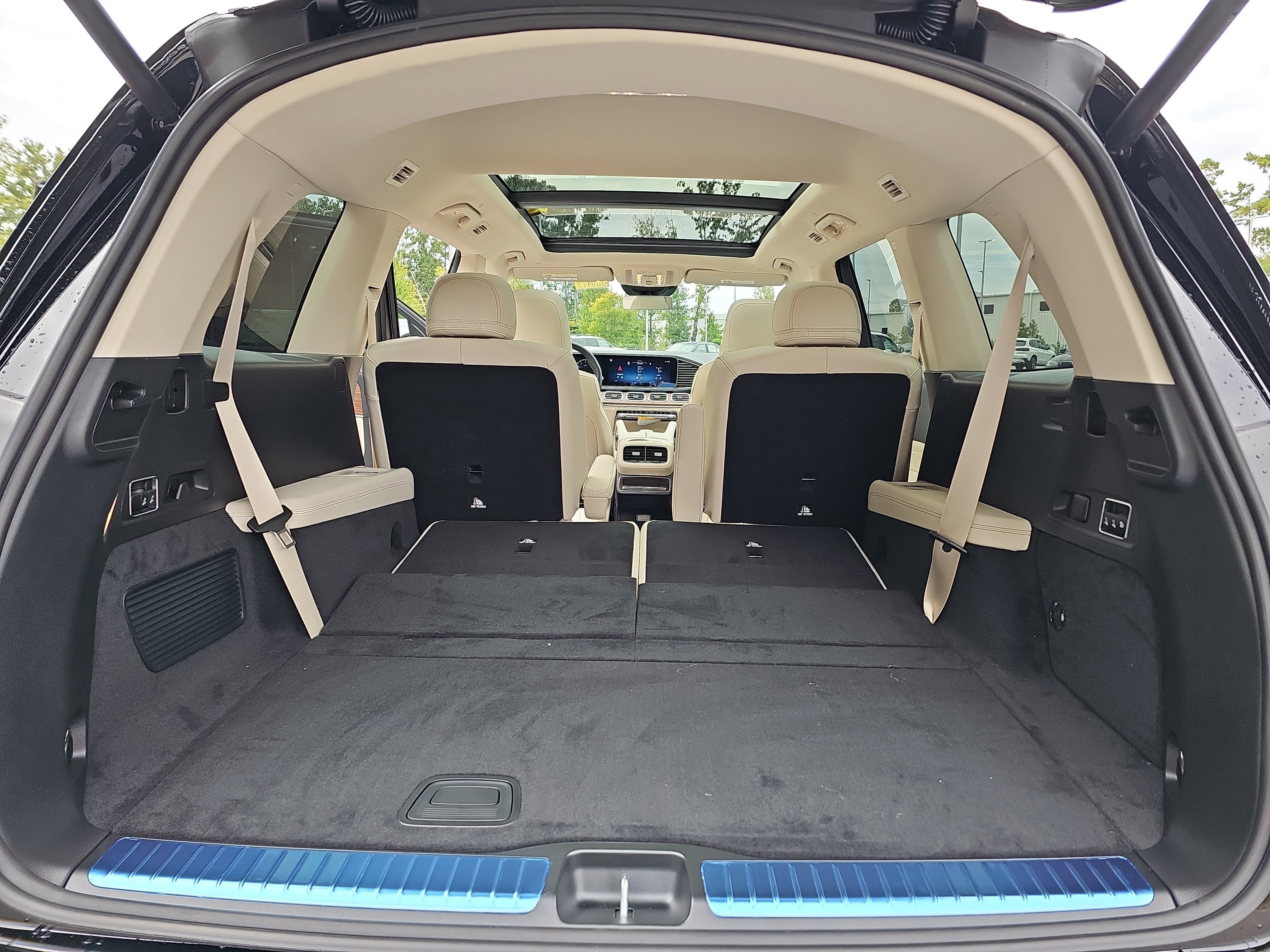 New 2026 Mercedes-Benz GLS 450 4MATIC image 14