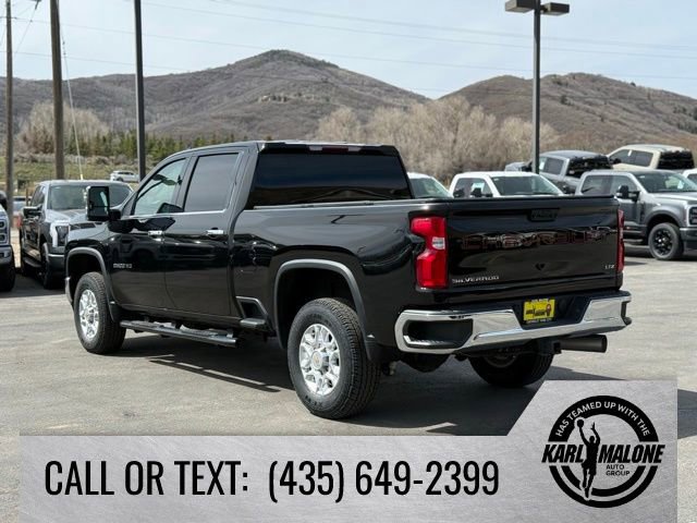 Used 2021 Chevrolet Silverado 2500 LTZ w/ Z71 Off-Road Package image 3