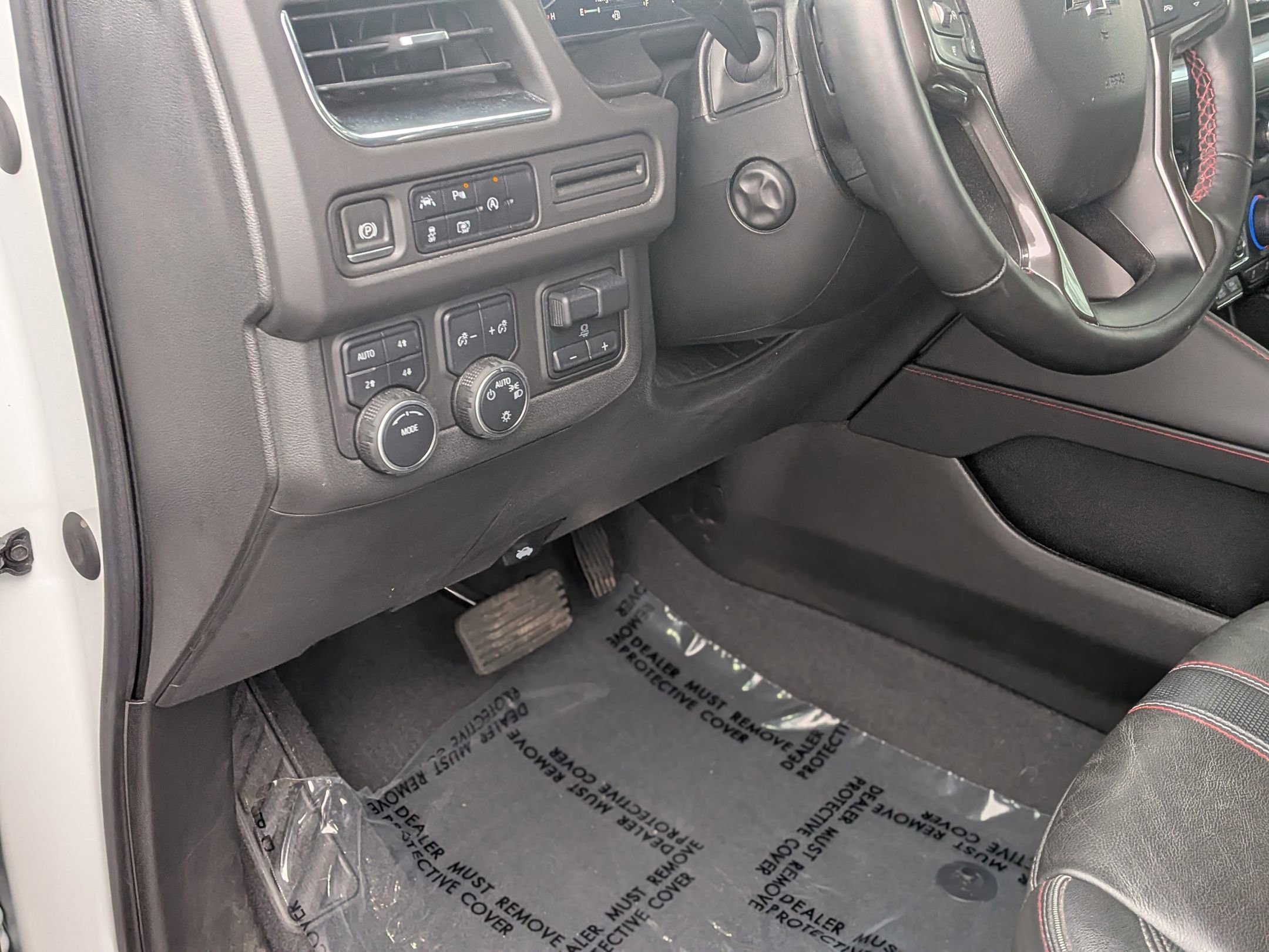 Certified 2023 Chevrolet Suburban RST w/ Luxury Package image 17