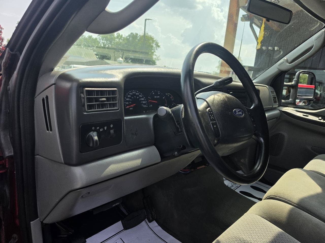 Used 2003 Ford F250 XLT AWD/4WD image 8