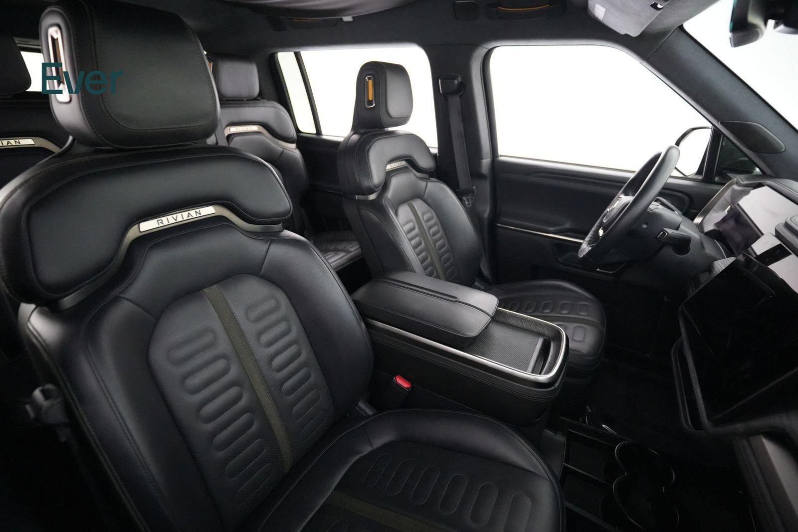 Used 2023 Rivian R1S Adventure AWD/4WD image 23