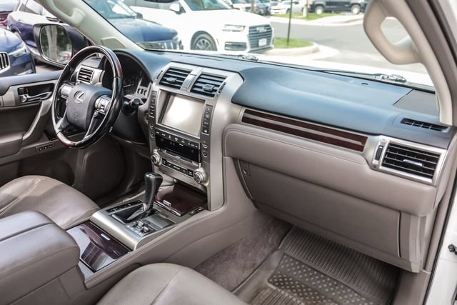 Used 2018 Lexus GX 460 Premium AWD/4WD image 57
