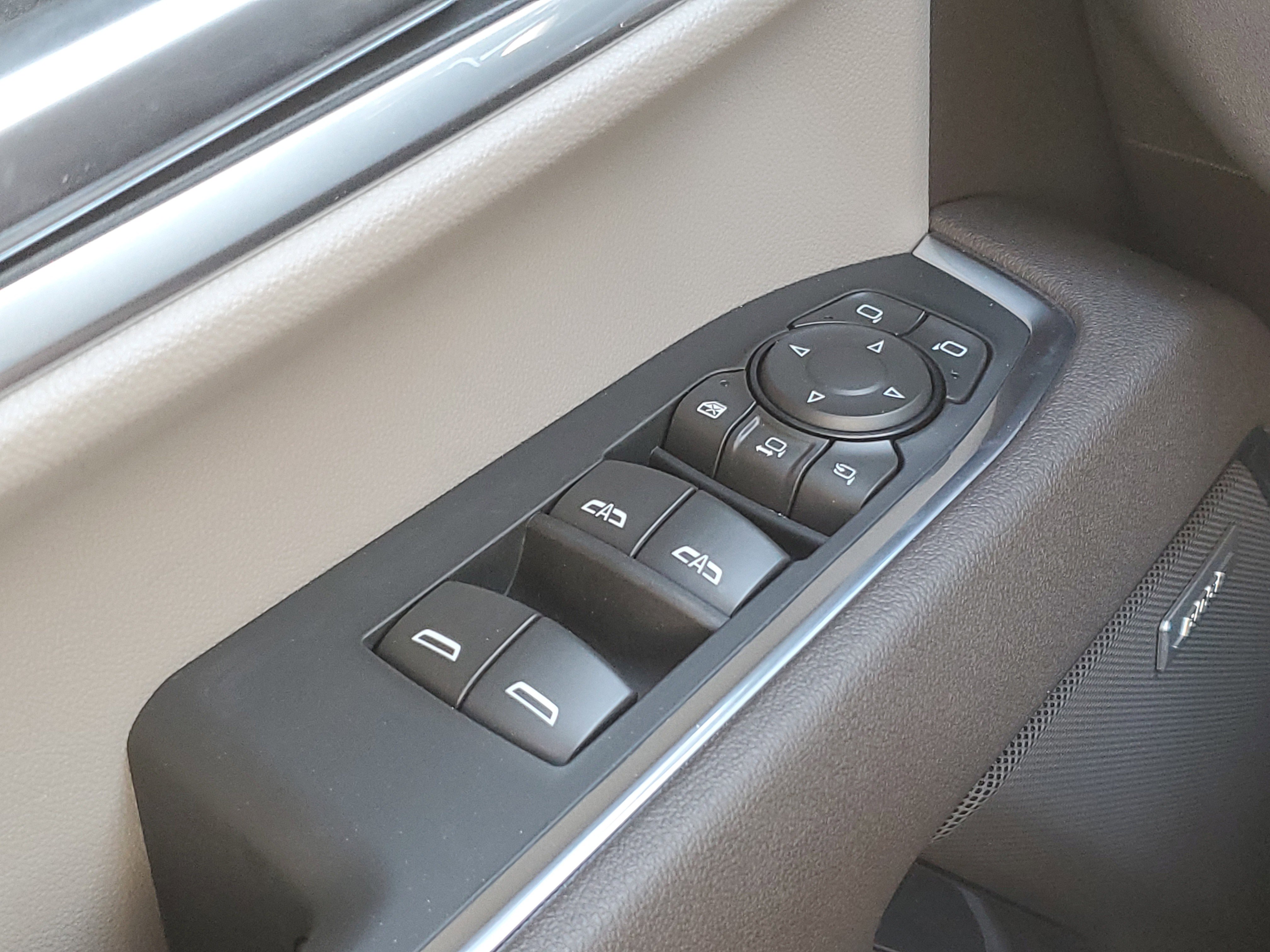 New 2025 GMC Sierra 2500 SLT w/ SLT Premium Package image 24