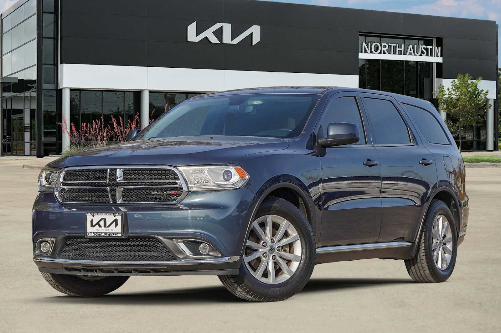 Used 2020 Dodge Durango SXT w/ 3rd Row Seating Group image 1