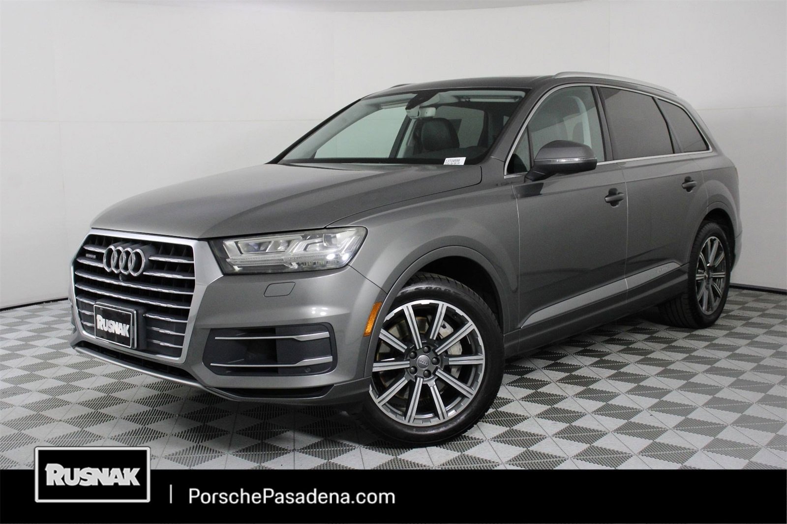 Used 2017 Audi Q7 3.0T Premium Plus image 1