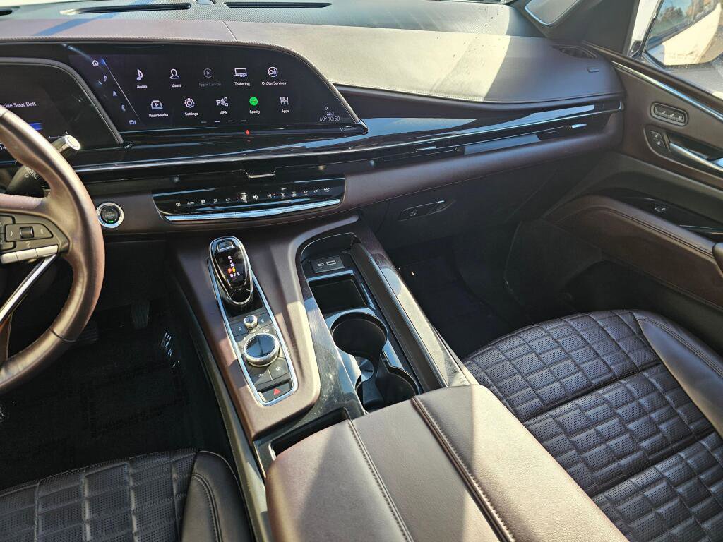 Certified 2023 Cadillac Escalade ESV Sport Platinum image 27