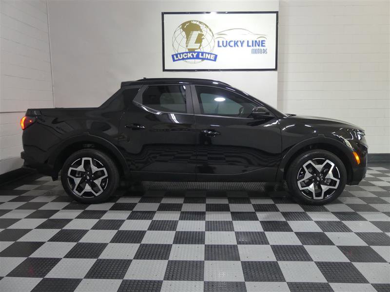 Used 2022 Hyundai Santa Cruz Limited AWD/4WD image 6