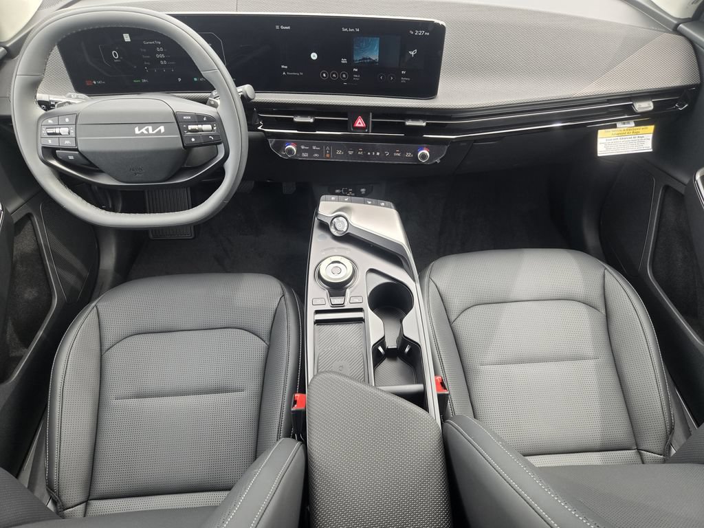 New 2025 Kia EV6 Wind RWD image 19