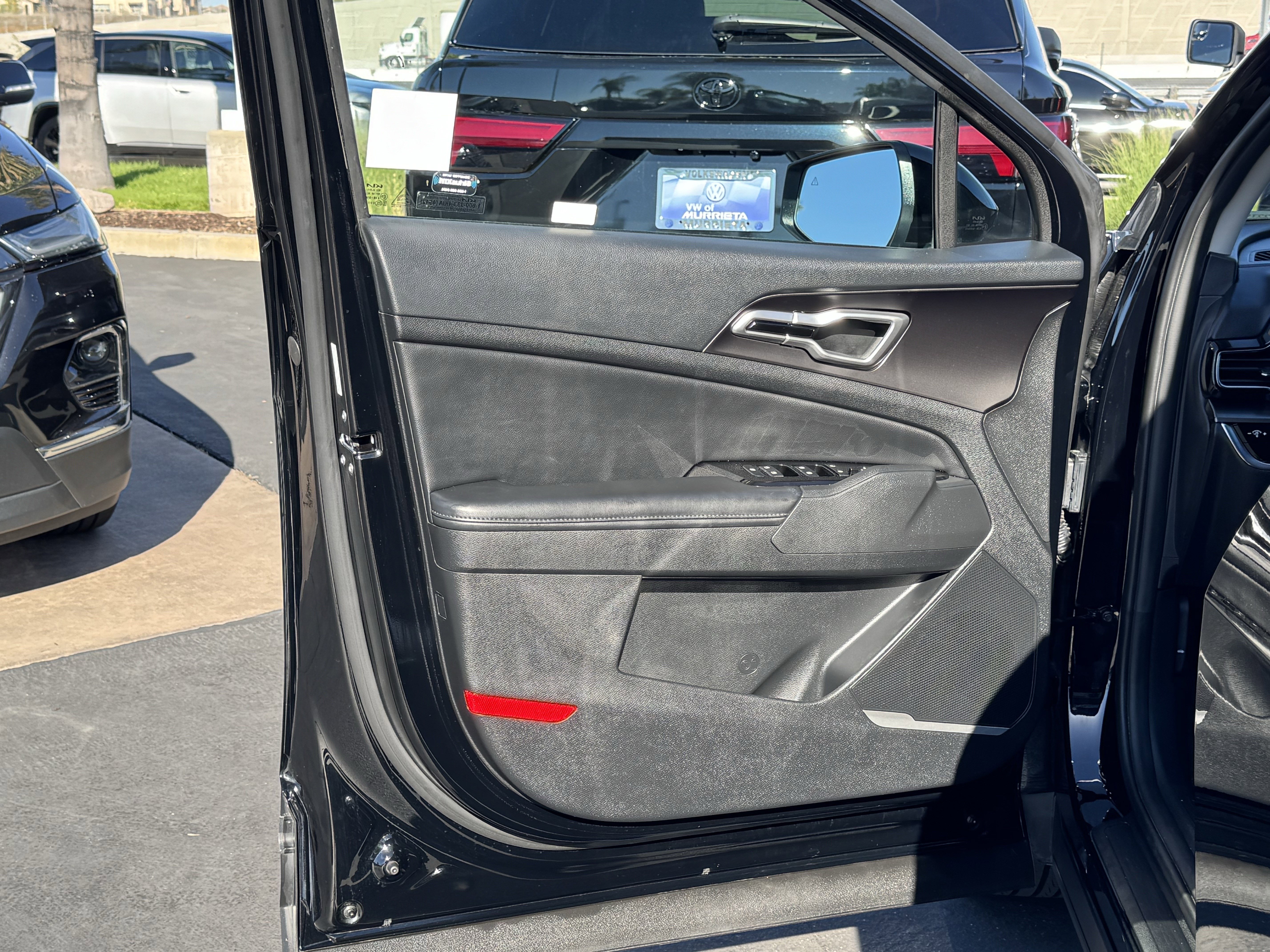 Used 2024 Kia Sportage EX image 14