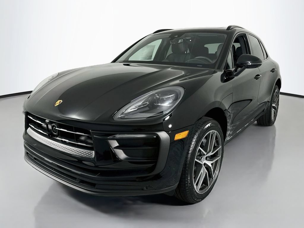 New 2026 Porsche Macan AWD/4WD image 6