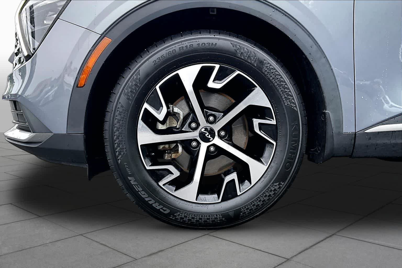 Used 2023 Kia Sportage EX FWD image 14