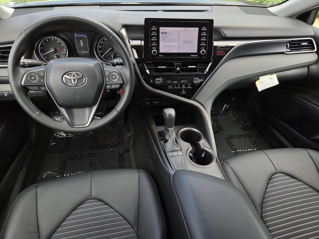 Used 2023 Toyota Camry SE FWD image 10