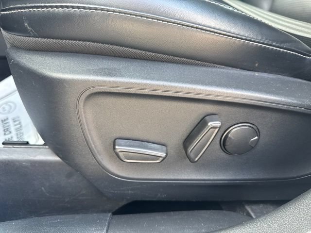 Used 2024 Ford Escape Platinum AWD/4WD image 17