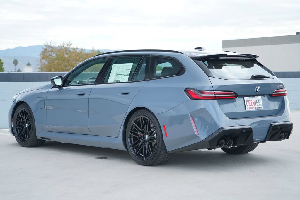 New 2027 BMW M5 Touring AWD/4WD image 10