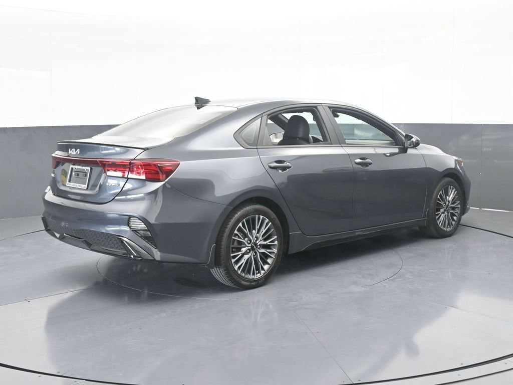 Used 2023 Kia Forte GT-Line image 6